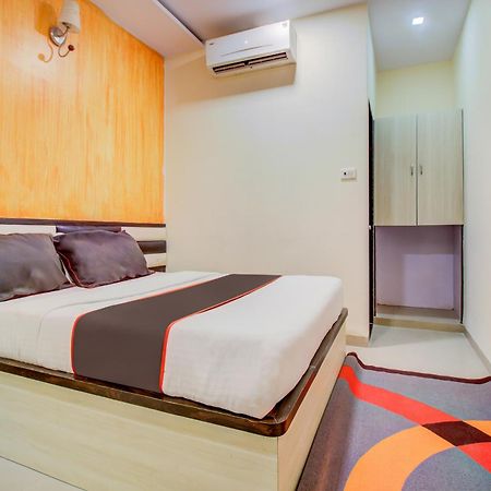 Collection O Golden Tulipz Boutique Otel Mumbai Dış mekan fotoğraf