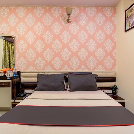 Collection O Golden Tulipz Boutique Otel Mumbai Dış mekan fotoğraf